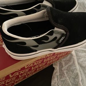 Boys Vans slip on side Flames size 1.5